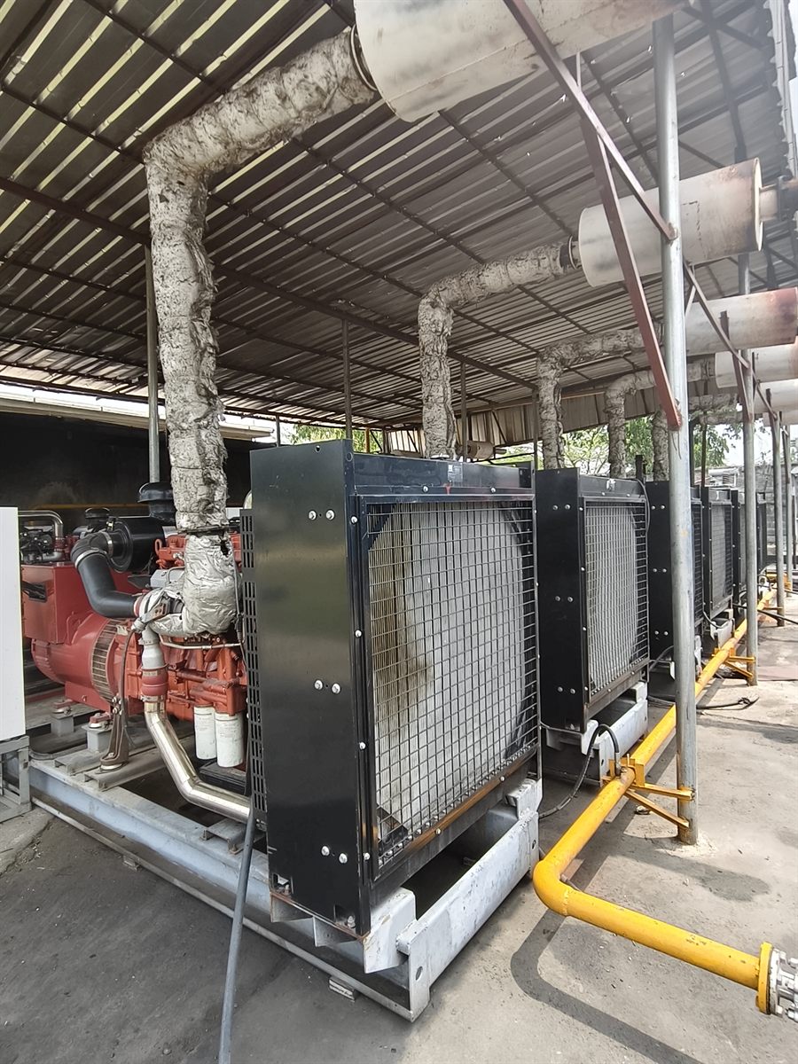 Multiple gas generator sets serving an undisclosed customer site